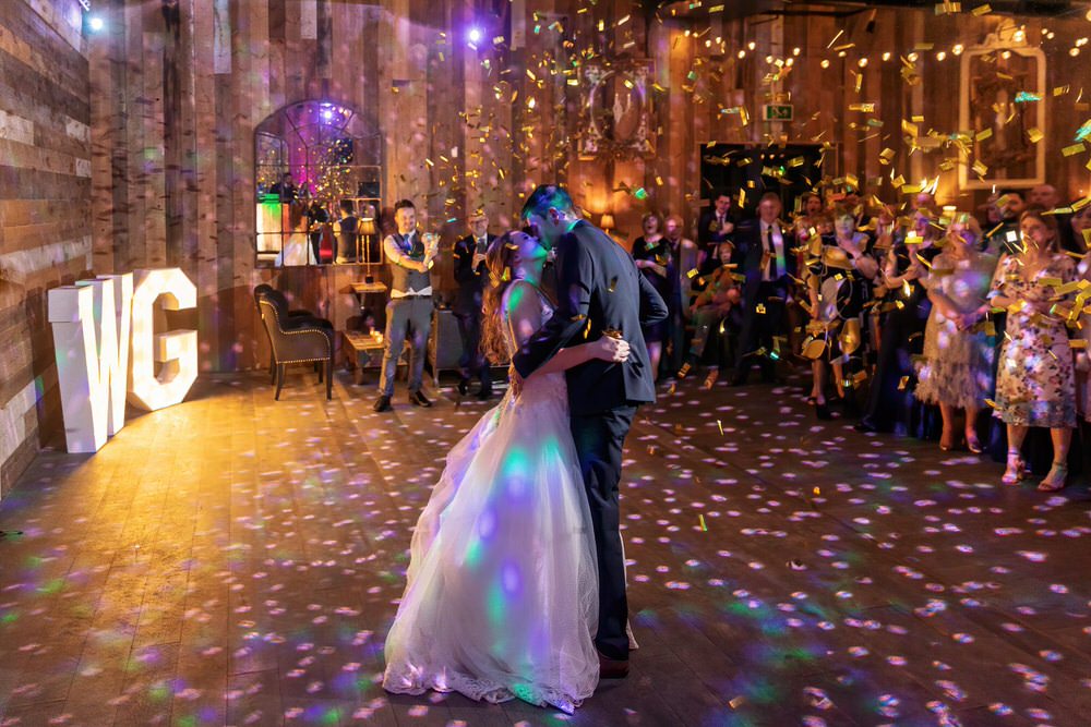 Guide to hiring a top rated Ripon Wedding Photographer